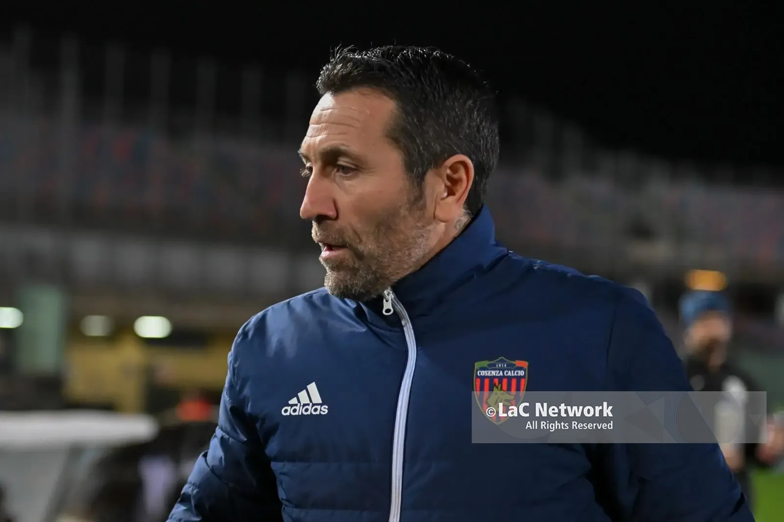 Cosenza sconfitto anche a Catania: Jimenez e Lunetta affondano i Lupi della Sila\n