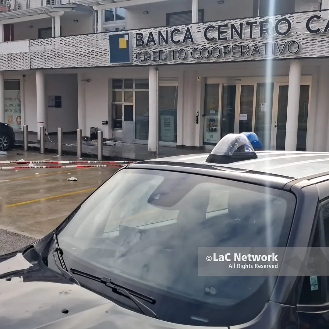 Banda dei bancomat, c’è un sospettato dopo l’ultimo assalto nel Cosentino: è finito nel mirino per l’accento pugliese