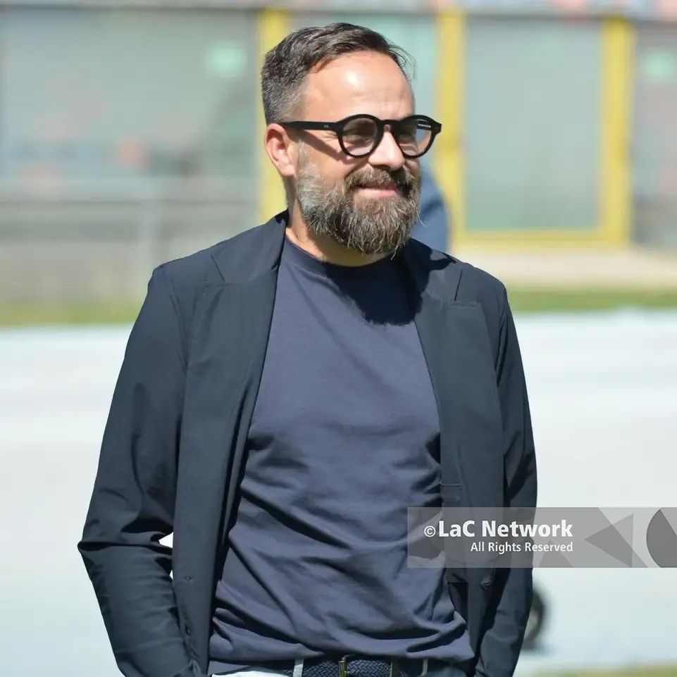 Cosenza, calciomercato dopo il derby: il programma dei Lupi parte da una cessione\n