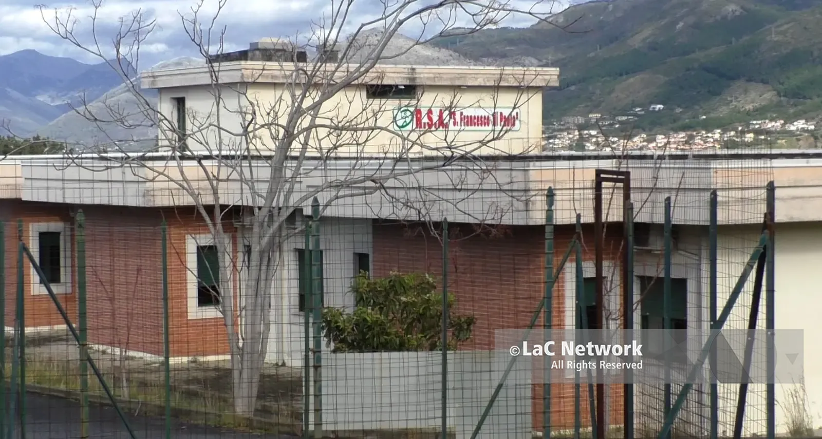 Gestione Rsa “San Francesco di Paola”, il Tar annulla la gara: chieste garanzie\u00A0su assistenza e posti di lavoro\n\n\n