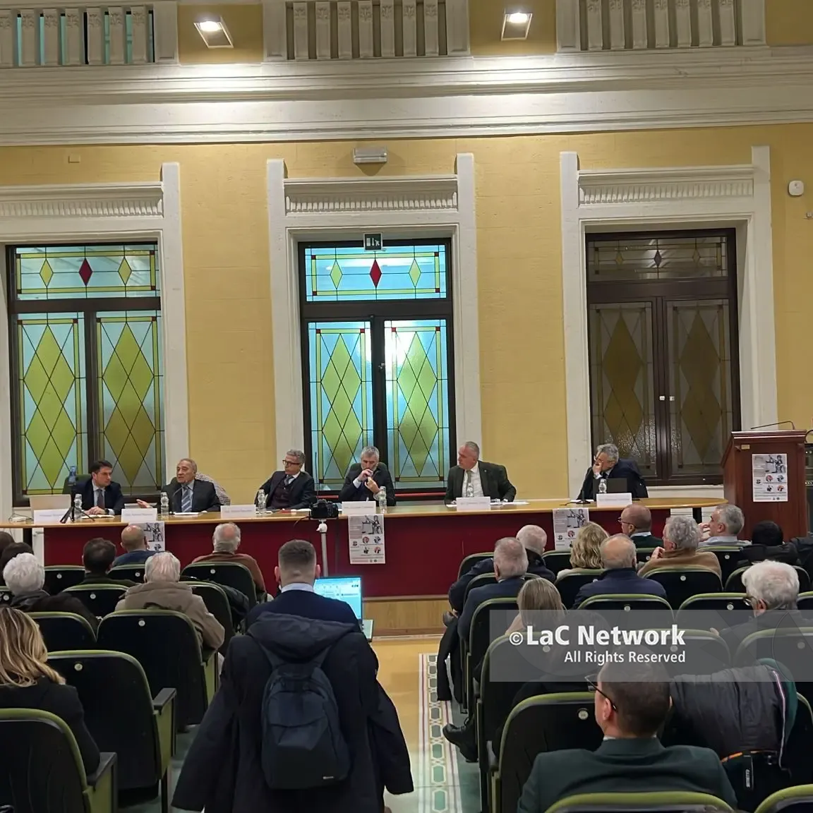 Confronto acceso tra sostenitori del Sì e del No, per i pm è: «Un salto nel buio»\n