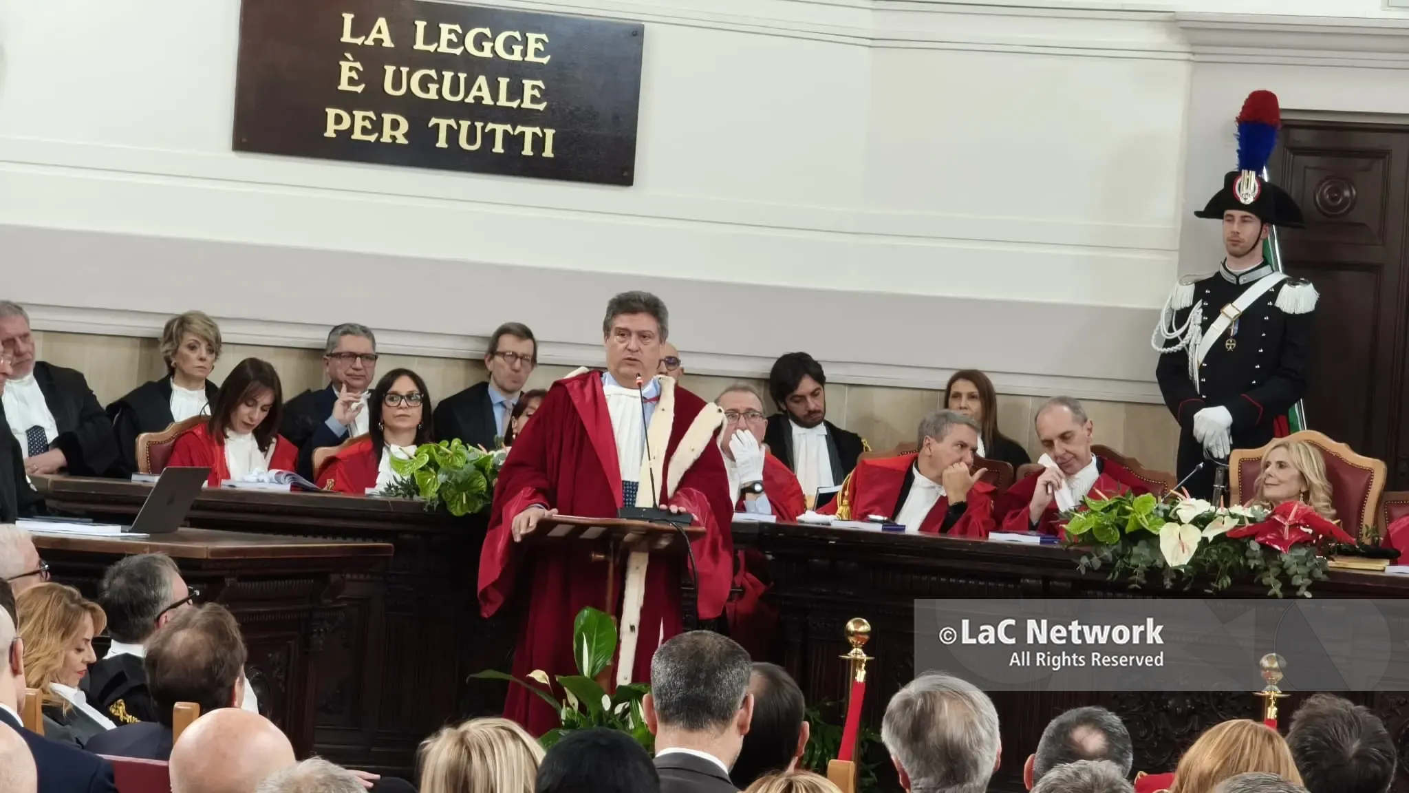 «Tecnologia obsoleta e magistrati allo stremo»: il pg Lucantonio denuncia i mali della giustizia in Calabria\n