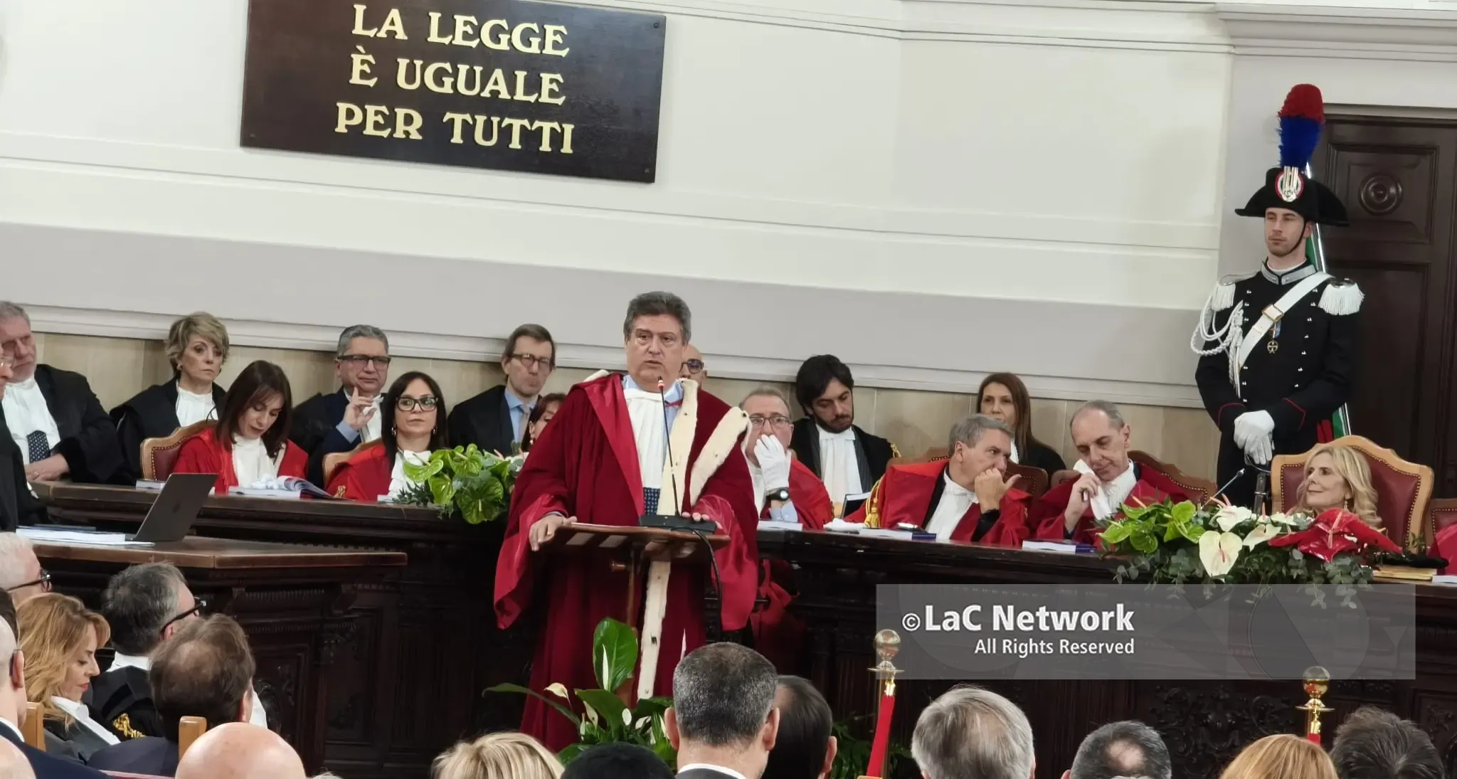 «Tecnologia obsoleta e magistrati allo stremo»: il pg Lucantonio denuncia i mali della giustizia in Calabria\n