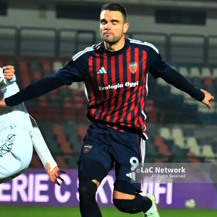 Beretta si è preso il Cosenza: da partenza in salita a uomo del momento