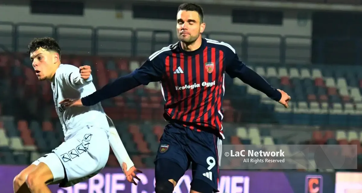 Beretta si è preso il Cosenza: da partenza in salita a uomo del momento