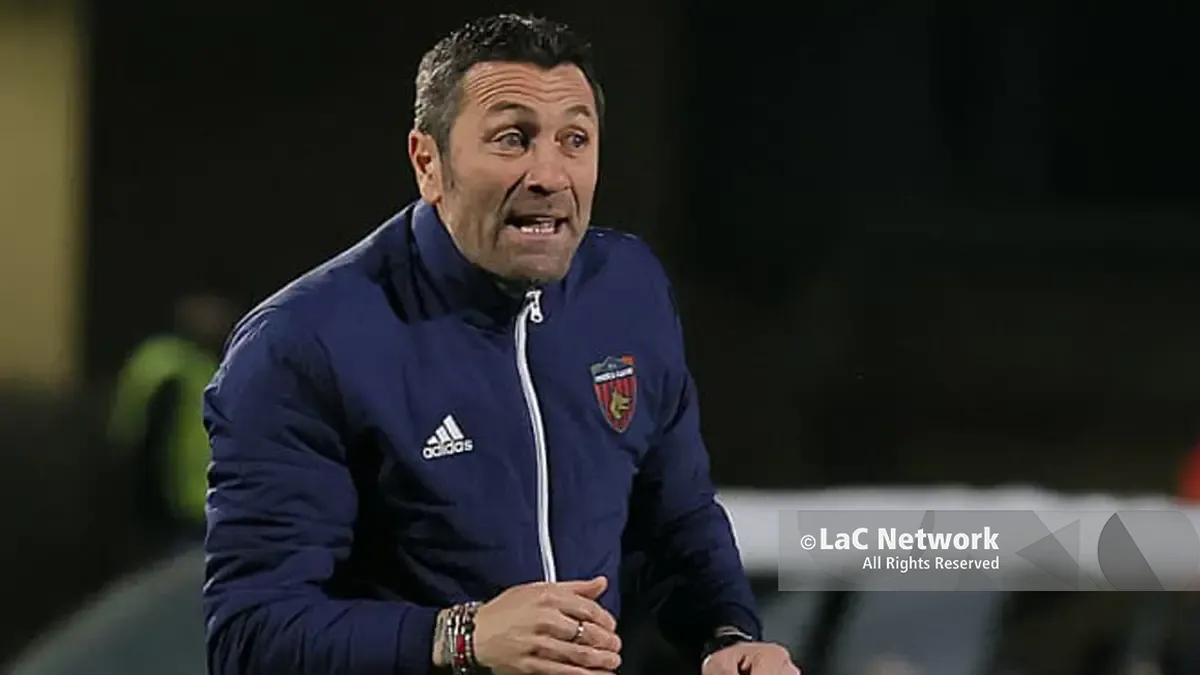 Antonio Busc\\u00E8, allenatore del Cosenza