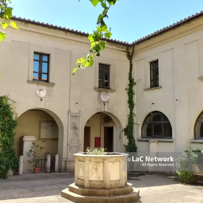 Vibo, a Palazzo Santa Chiara lavori in corso ma chi tutela il prezioso patrimonio del Sistema bibliotecario?\n