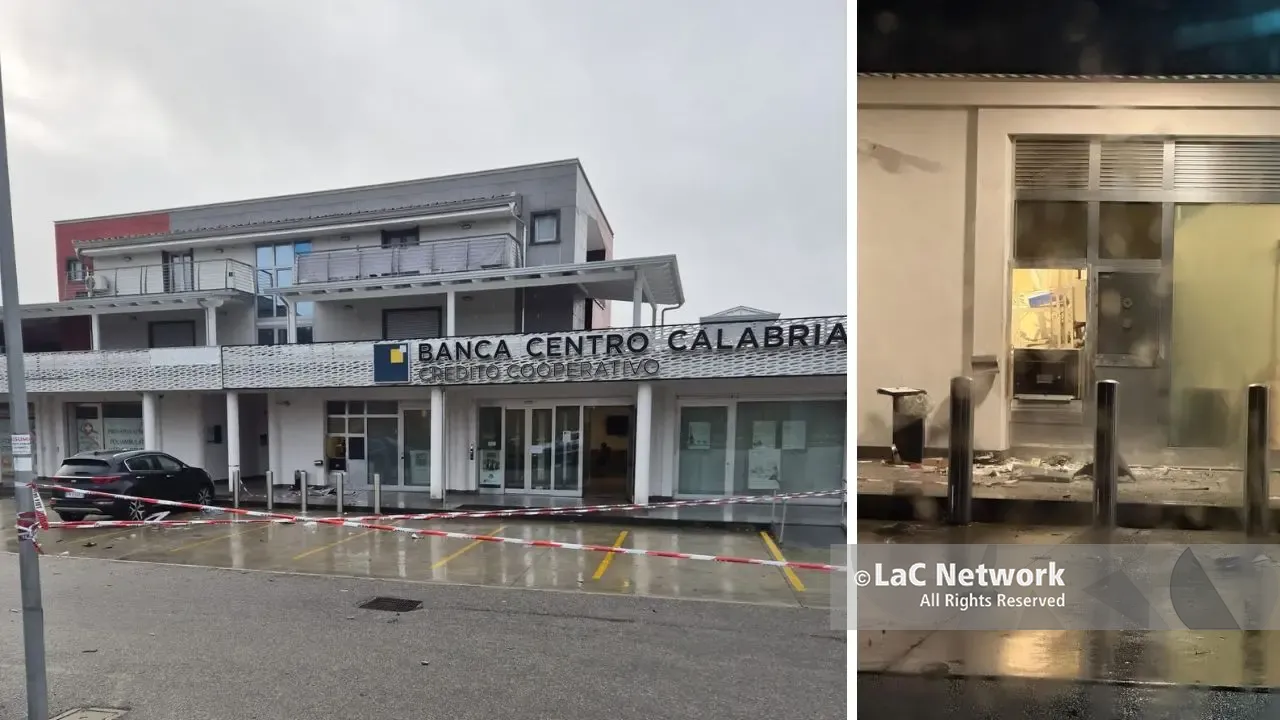 <p>Il colpo al bancomat di Santo Stefano di Rogliano</p>\\n