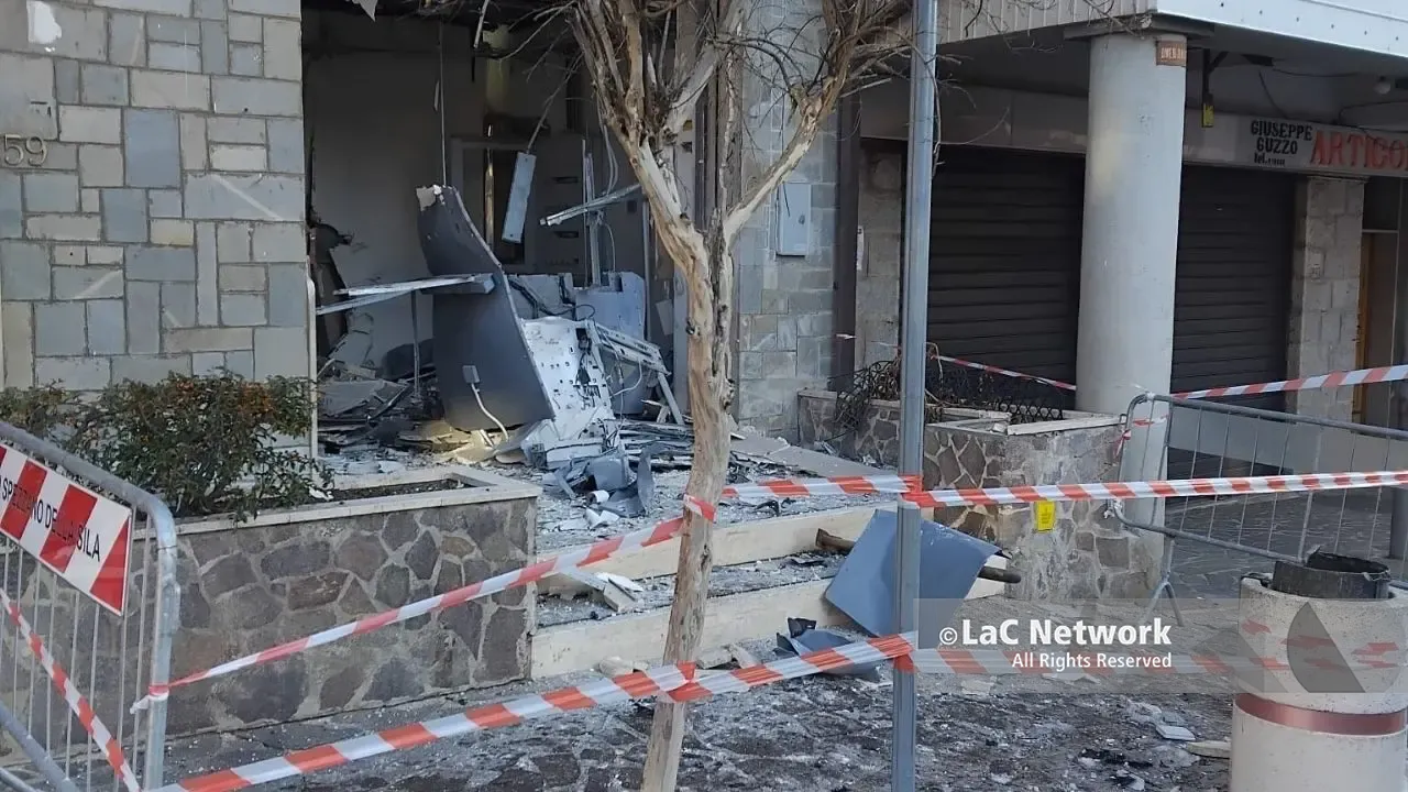 Assalti ai bancomat, la pista calabrese: «Il capo della Banda della marmotta localizzato sui luoghi delle esplosioni»\n