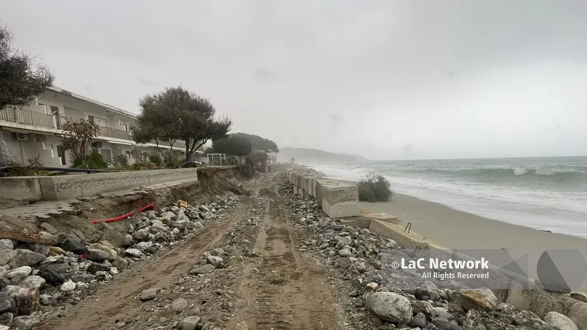 Tutto crolla ma il decreto per i ristori dopo il ciclone Harry è\u00A0fermo: «Da Calabria, Sicilia e Sardegna richieste troppo alte»\n