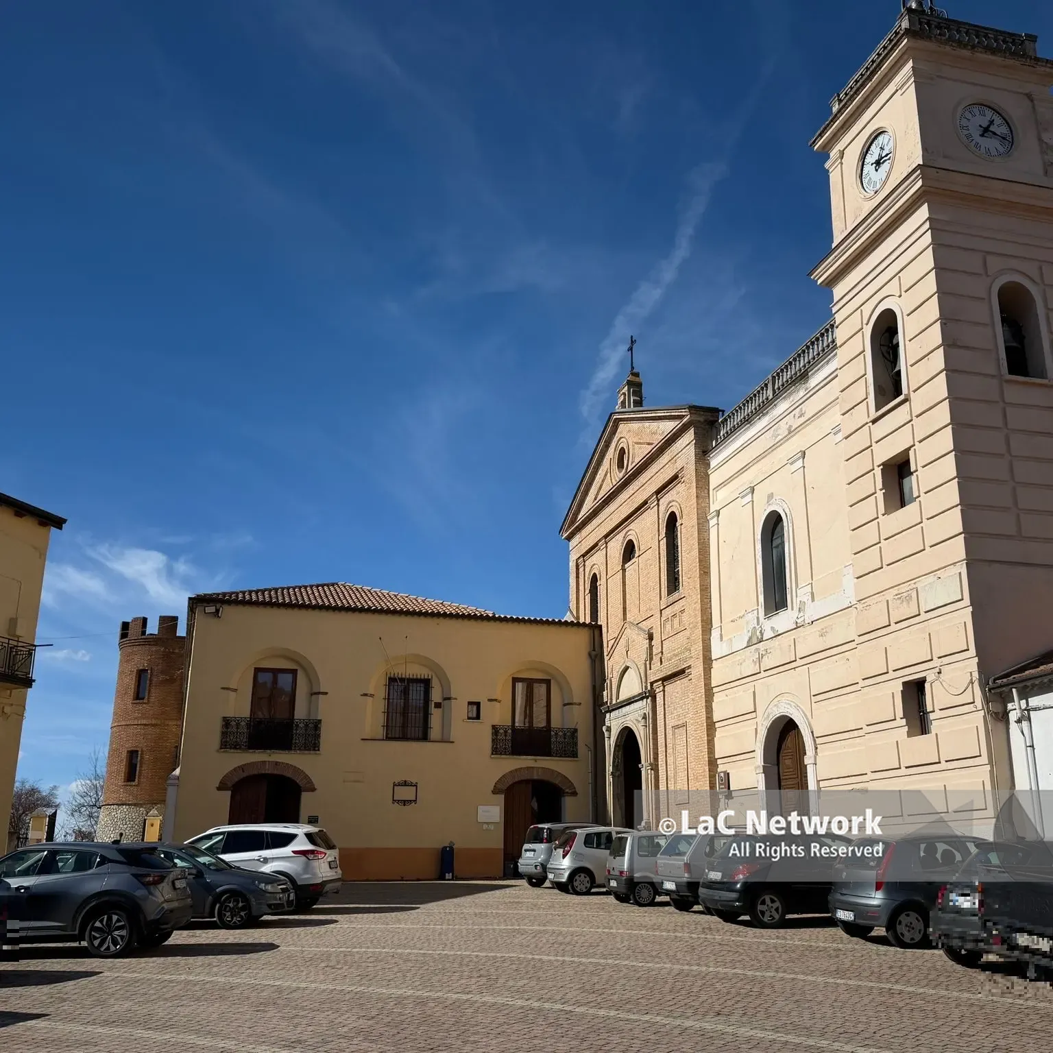 In Calabria la prima piazza dedicata a Papa Francesco: la città di Acri rende omaggio a Bergoglio\n