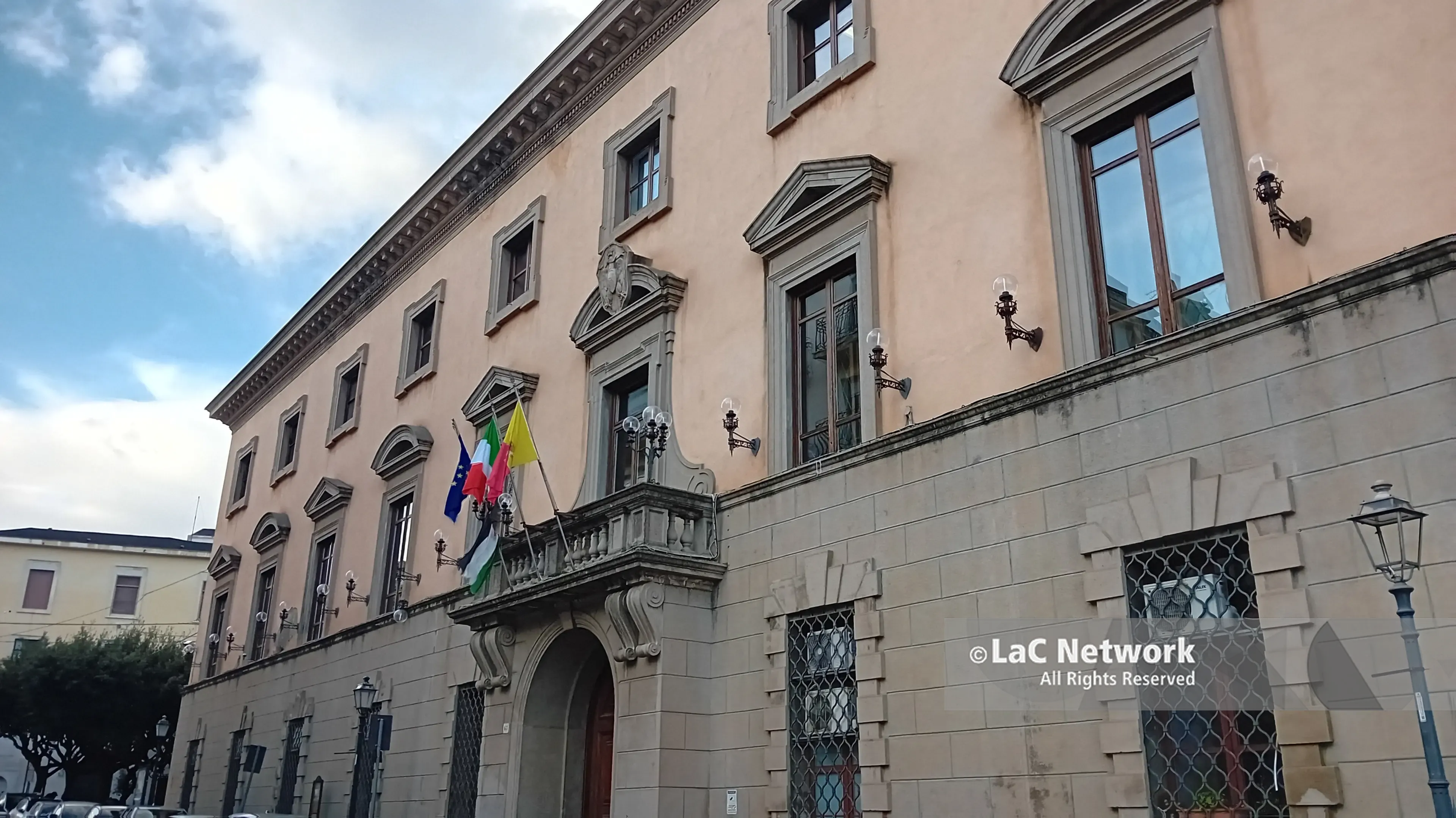 Carnevale a Catanzaro, nuovo rinvio delle iniziative a causa del maltempo. Ecco le disposizioni del traffico