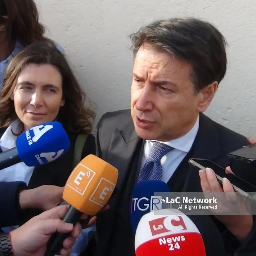 Conte in Calabria dopo il disastro:\u00A0«Cittadini terrorizzati dal Crati, i soldi ci sono ma non vengono spesi»\n