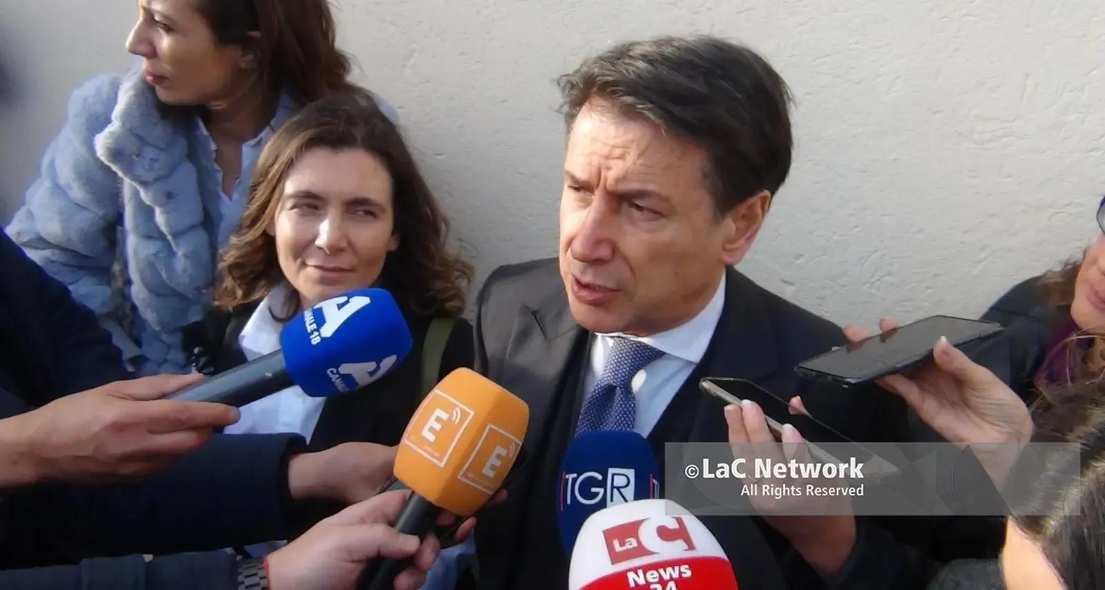 Conte in Calabria dopo il disastro:\u00A0«Cittadini terrorizzati dal Crati, i soldi ci sono ma non vengono spesi»\n