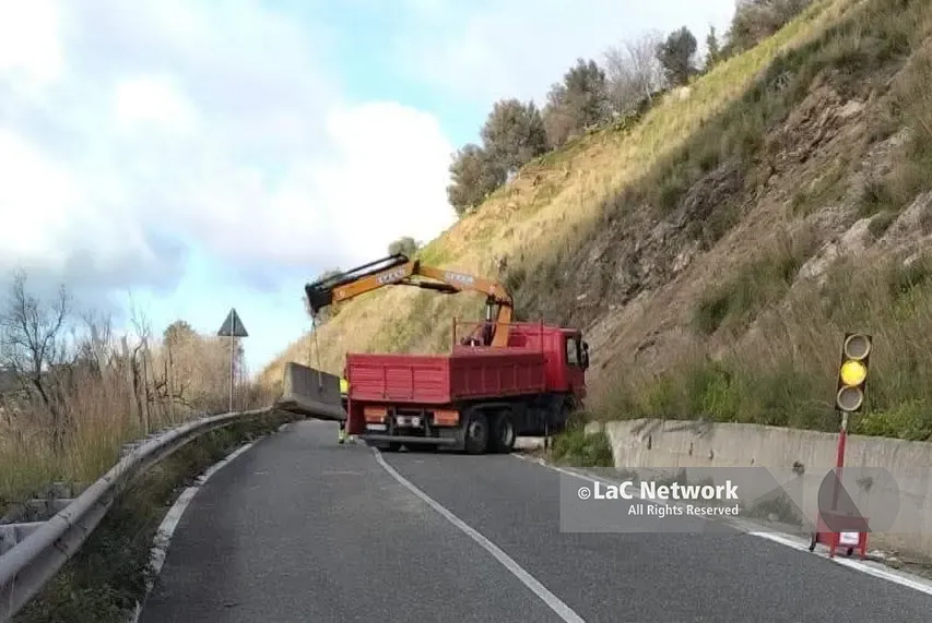 Rimossi i blocchi, la strada provinciale Vibo-Stefanaconi riaperta a senso unico alternato\n