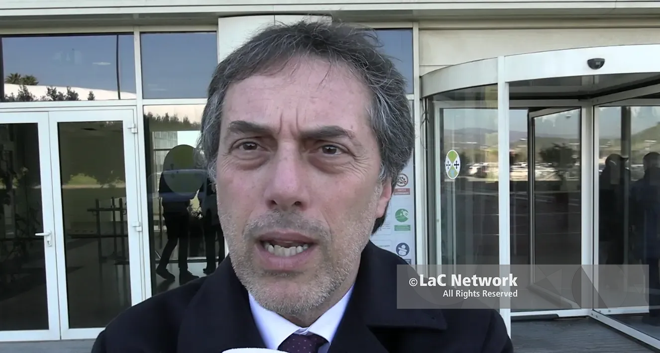 <p>Catanzaro, <span style=\"color:hsl(0, 75%, 60%);\">sfiducia fallita</span>. Fiorita rilancia: «Ha perso la città, ma il centrosinistra deve essere più maturo e unito»</p>