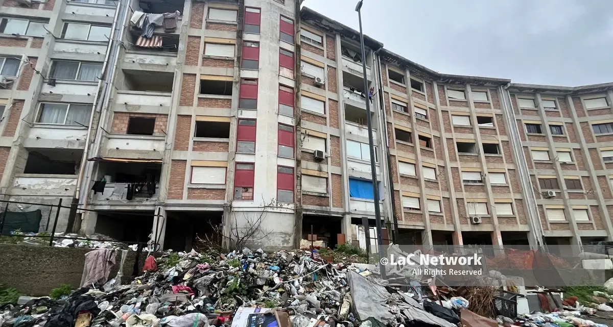 Arghillà nord flagellata da illegalità\u00A0e rifiuti, all’orizzonte (solo) tre interventi di rigenerazione urbana\u00A0\n