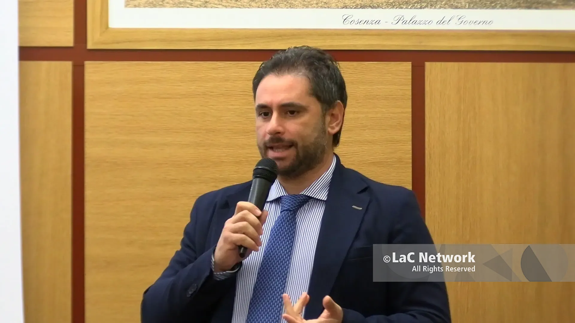 Rifiuti, l’annuncio di Montuoro: «Pronto un bando da 35 milioni per i Centri di raccolta comunali»\n