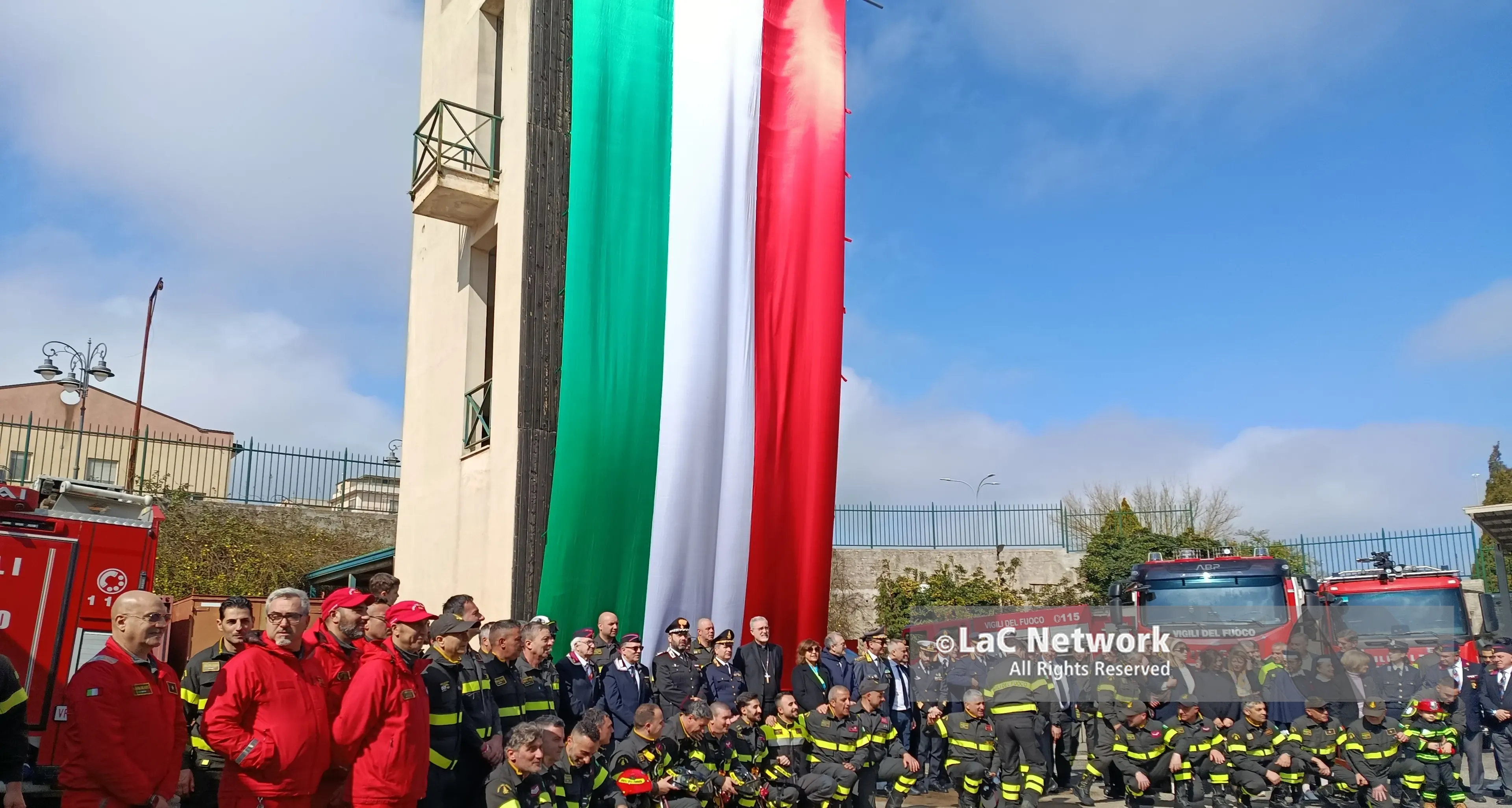 Vibo, i vigili del fuoco celebrano la prima edizione della Festa nazionale del Corpo: 200 pompieri per 4.000 interventi nel 2025\u00A0\n