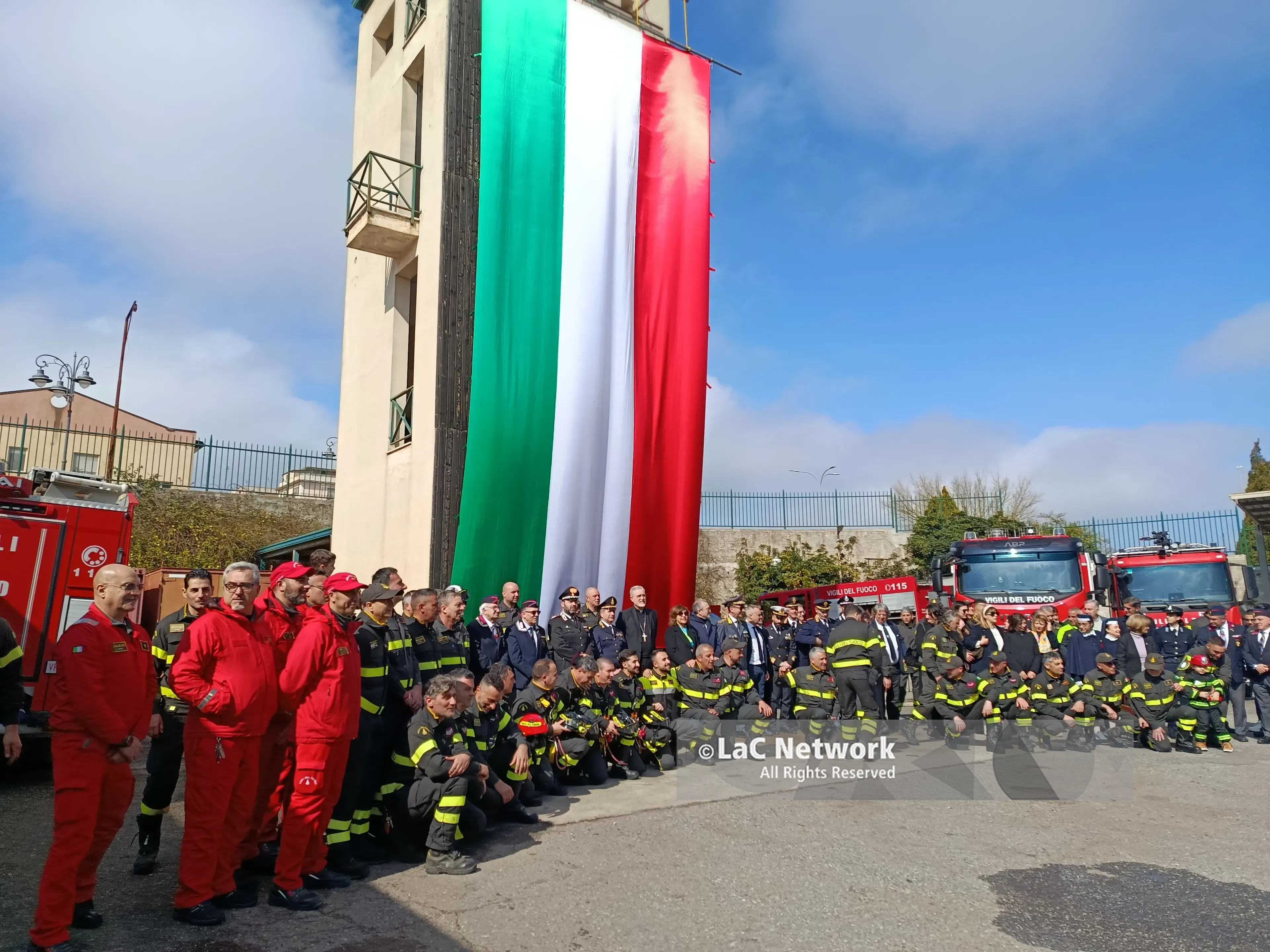 Vibo, i vigili del fuoco celebrano la prima edizione della Festa nazionale del Corpo: 200 pompieri per 4.000 interventi nel 2025\u00A0\n