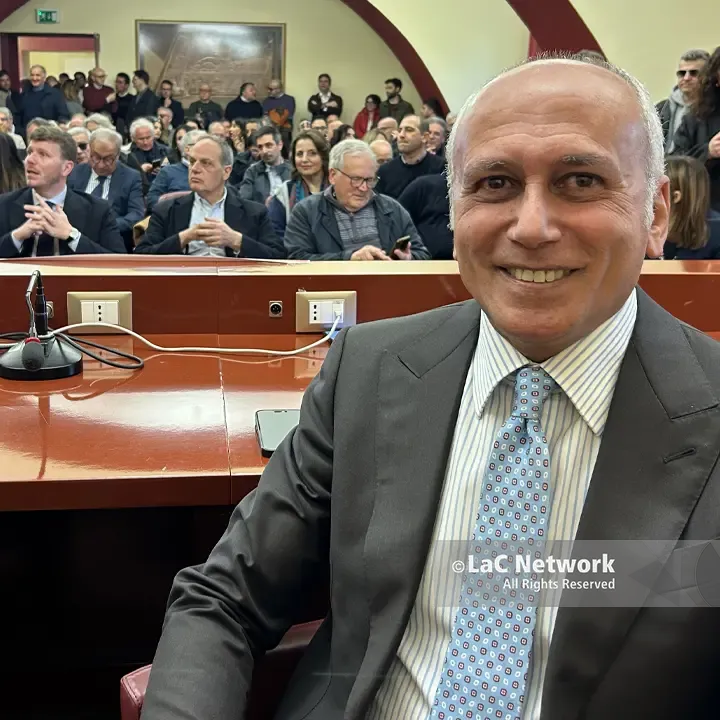 Franz Caruso replica a Orsomarso: «Cosenza non può restare senza ospedale hub»\n