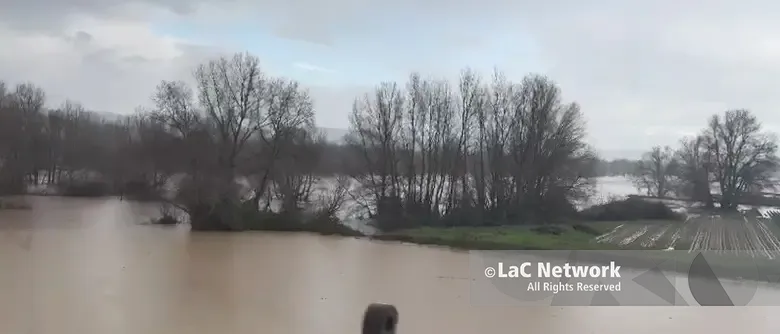 Il Crati soffocato: agrumeti illegali, manutenzione assente e l’ennesima tragedia evitata in un’area classificata ad alto rischio\n