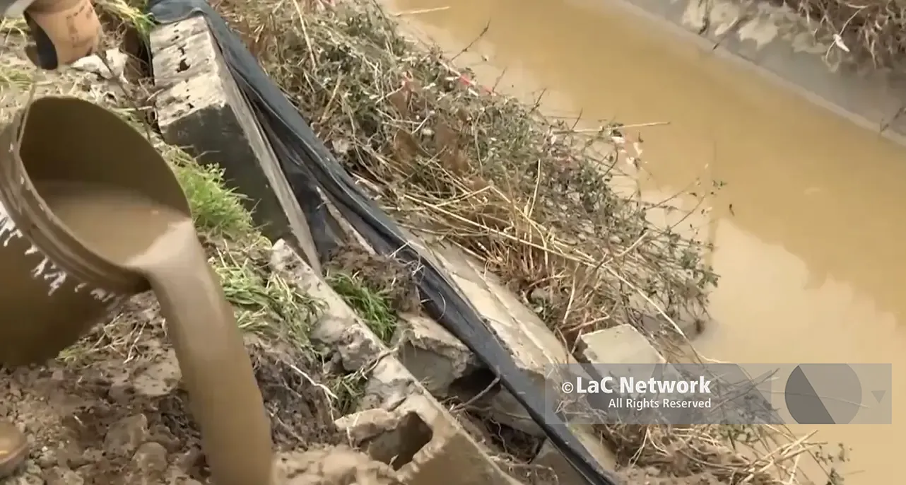 <p>Maltempo in Calabria, Arpacal: «Evento climatico <span style=\"color:hsl(0, 75%, 60%);\">tra i più rari</span> della storia, in dieci giorni caduta la pioggia di diversi mesi»</p>