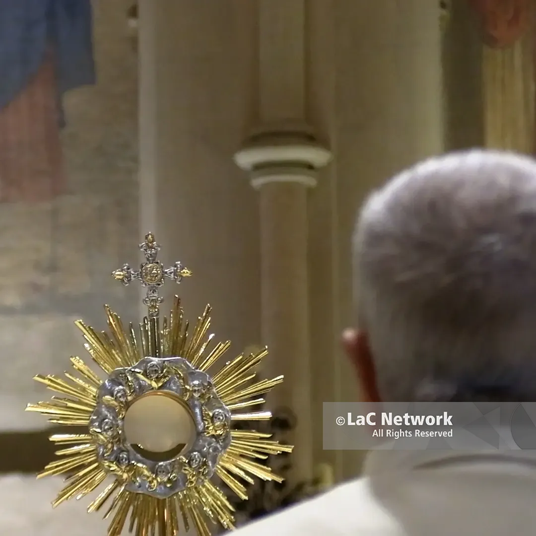 <p>Cosenza prega per la pace, l'arcivescovo Checchinato: «Pensiamo a tutti i conflitti, anche a quelli in Africa»</p>