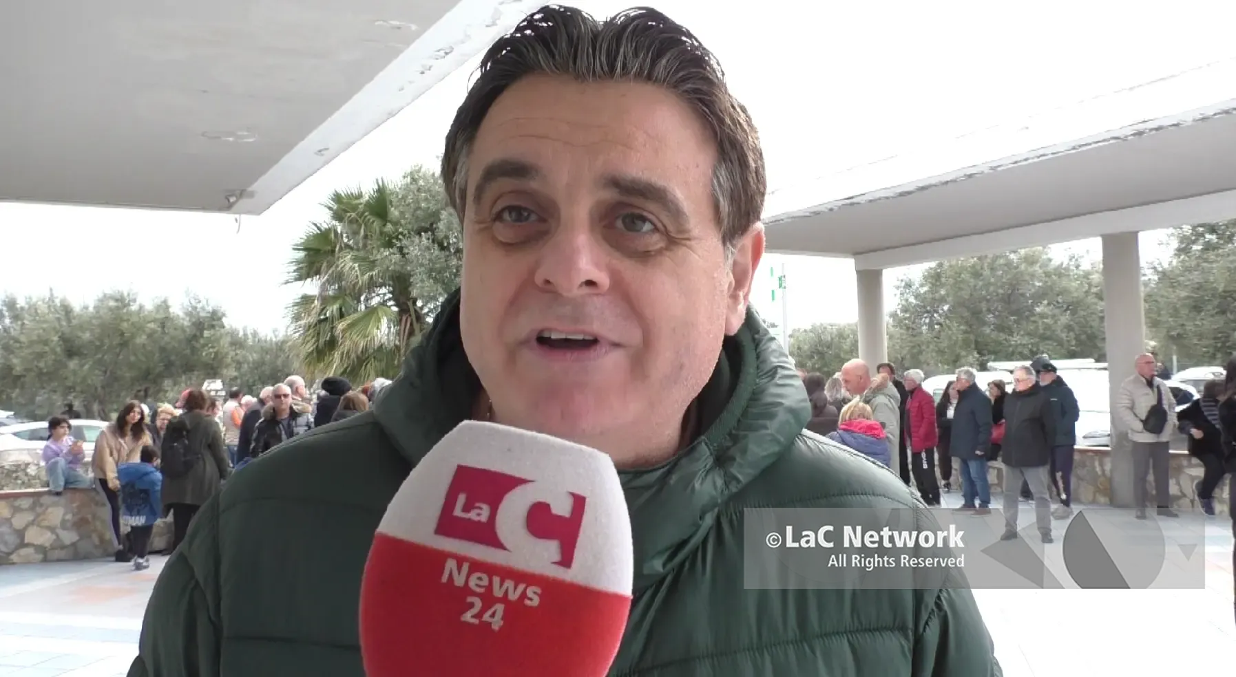 Simeri Crichi: arriva il commissario prefettizio, ma l'ex sindaco Zicchinella non arretra:\u00A0«Continuo a stare in mezzo alla gente»\n