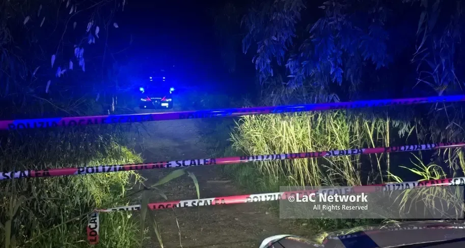 Scalea, trovato un cadavere a ridosso del lungomare: indagini in corso\n