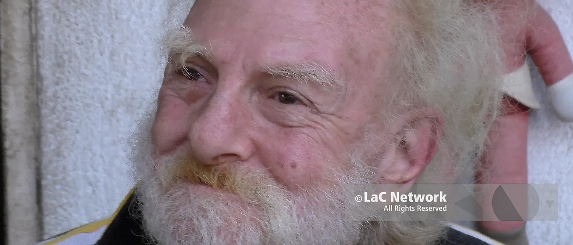 L’invisibile “adottato” dalla comunità: la\u00A0 storia di Giacomo Perrone commuove anche il Parlamento: il messaggio della\u00A0deputata Loizzo\n