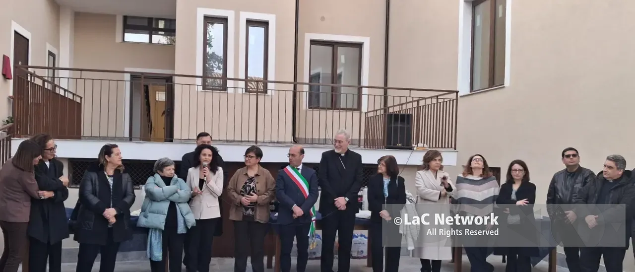 A Mileto inaugurata la struttura che ospiterà il Centro antiviolenza, il prefetto: «Necessari luoghi di ascolto anche per gli uomini»\n