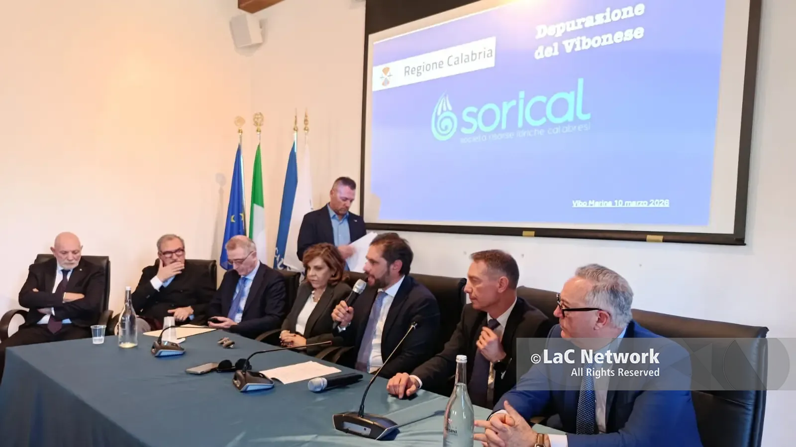 Depurazione nel Vibonese, il centrodestra plaude agli interventi annunciati dalla Regione: «Decisivi per mare pulito e sviluppo»\n