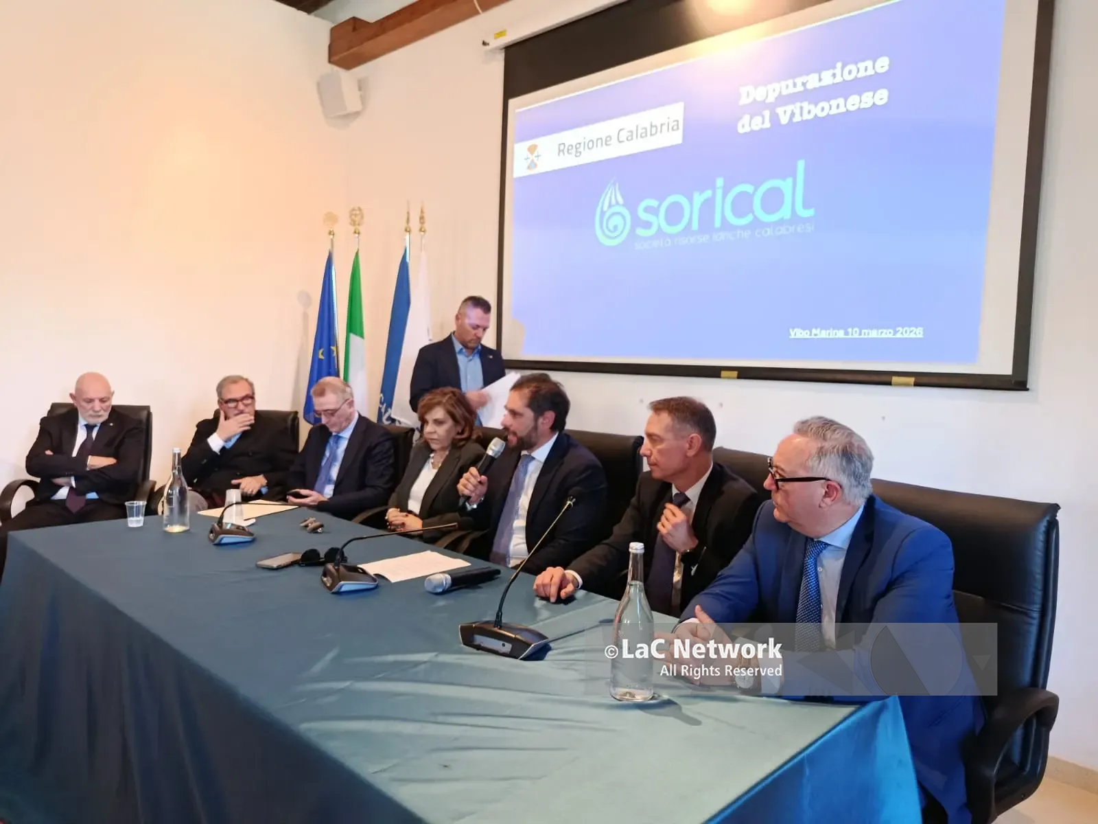 Depurazione nel Vibonese, il centrodestra plaude agli interventi annunciati dalla Regione: «Decisivi per mare pulito e sviluppo»\n