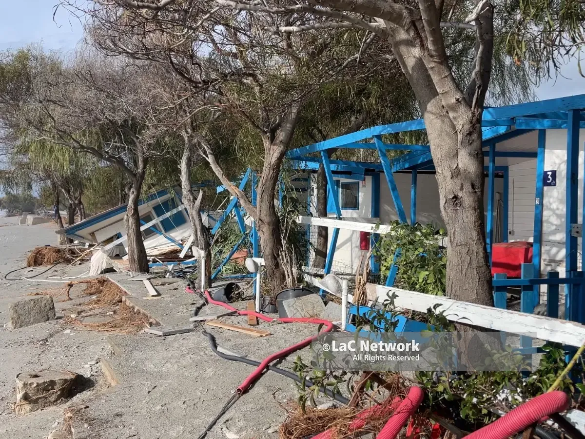 Balneari, la Calabria tenta la proroga delle concessioni per salvare la stagione estiva dopo i danni del maltempo