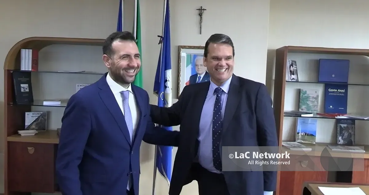 Il vino e l’olio calabresi in Brasile: avviata una interlocuzione per favorire scambi commerciali tra i porti di Gioia Tauro e Itajaí