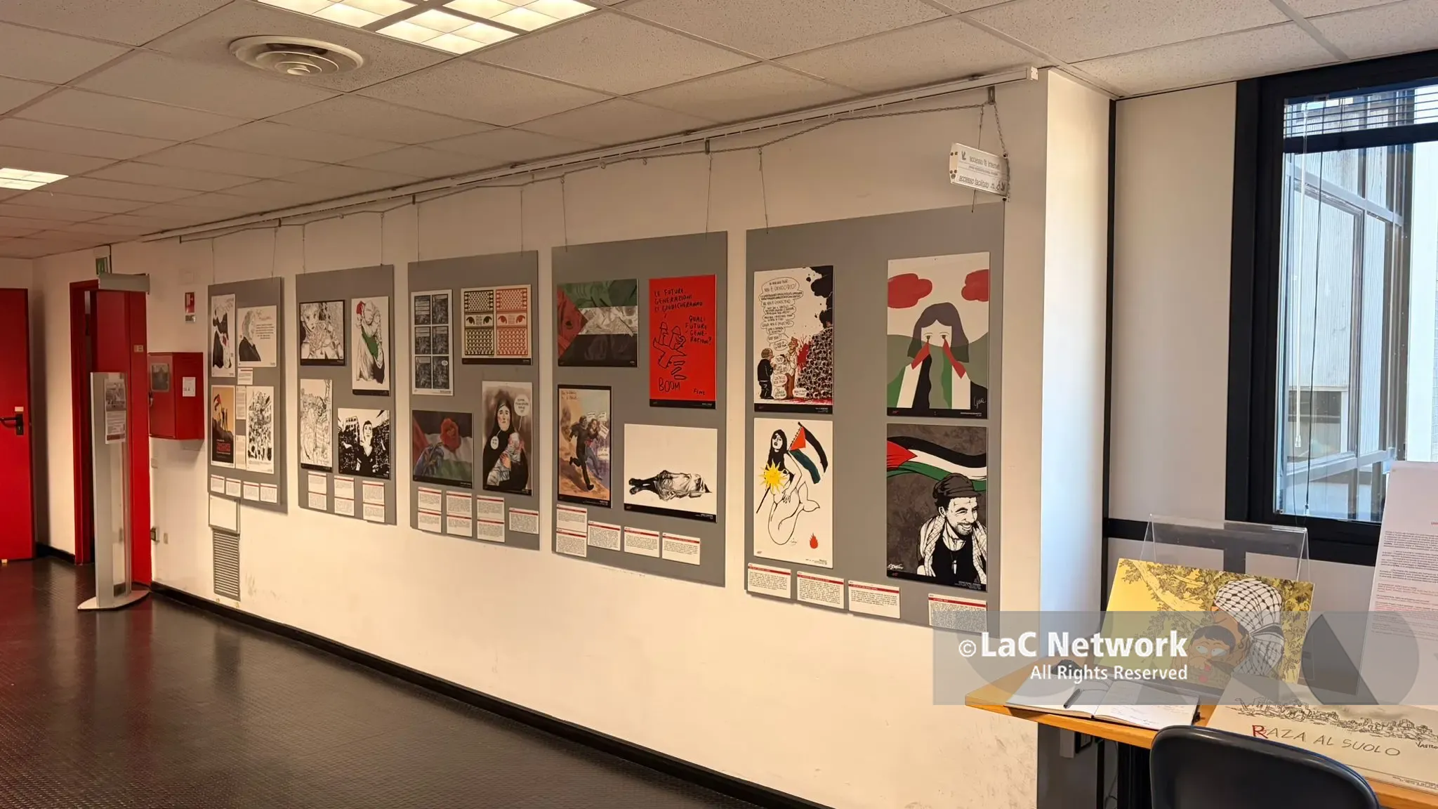 Da Zerocalcare a Maicol&Mirco, la mostra di fumettisti sulla Palestina arriva all’Unical – FOTOGALLERY