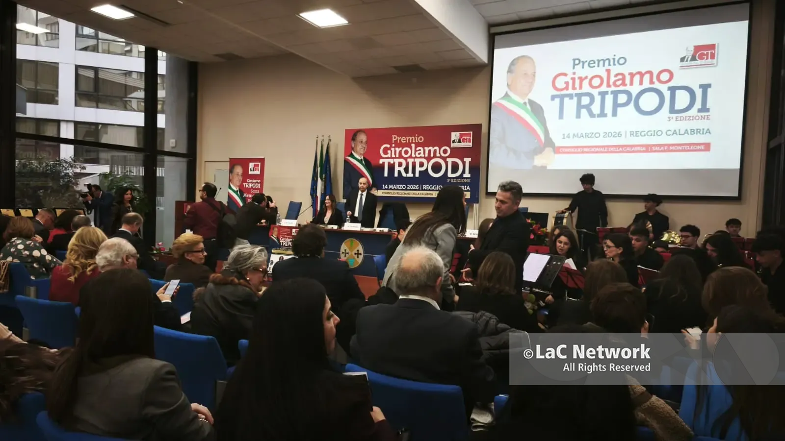 Il Premio Girolamo Tripodi celebra a Reggio le eccellenze calabresi: riconoscimenti a Gaeta, Veltri, Marafioti, Campolo e Barbaro\n