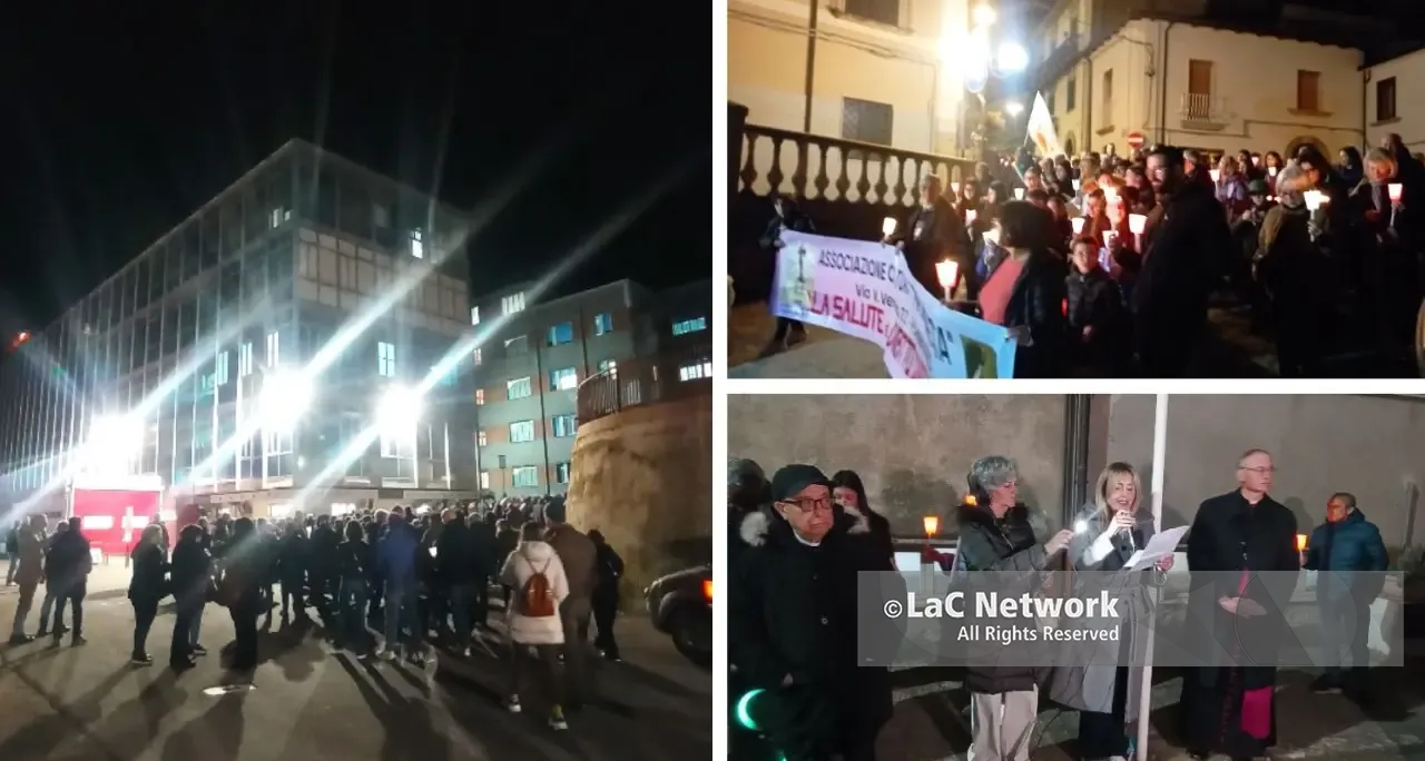 «Chi ha soldi si cura fuori dalla Calabria, chi non li ha muore»: a\u00A0Polistena la fiaccolata silenziosa per la Sanità pubblica\n