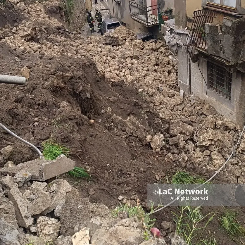 Maltempo nel Reggino, crolla parte di un convento a Stilo: nessun ferito –FOTO