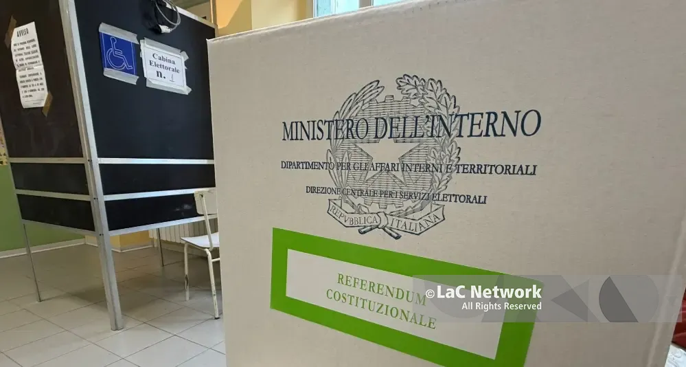 Referendum giustizia, alle 12 affluenza sotto il 15% in Italia: Calabria ultima con il 9,7%. Lunedì alle 15 lo speciale su LaC\n