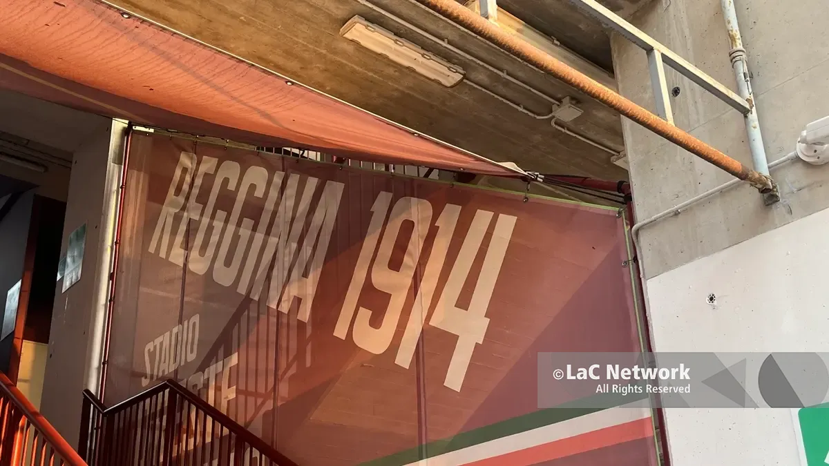 <p>Reggina, niente scosse dopo la sconfitta con l’Acireale: il club sceglie la linea della continuità</p><p> </p>