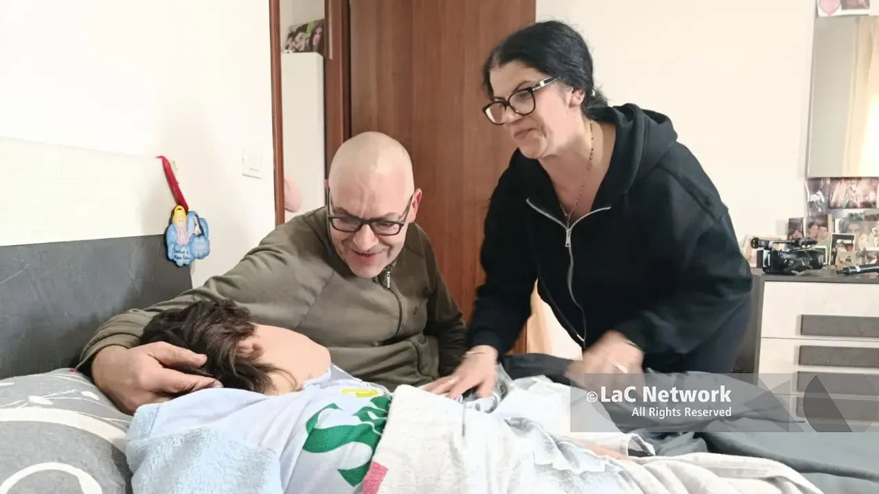 Il papà di Beatrice\u00A0oggi all'Asp di Vibo: «Voglio che mi dicano in faccia che non c'è un pediatra per lei»\n