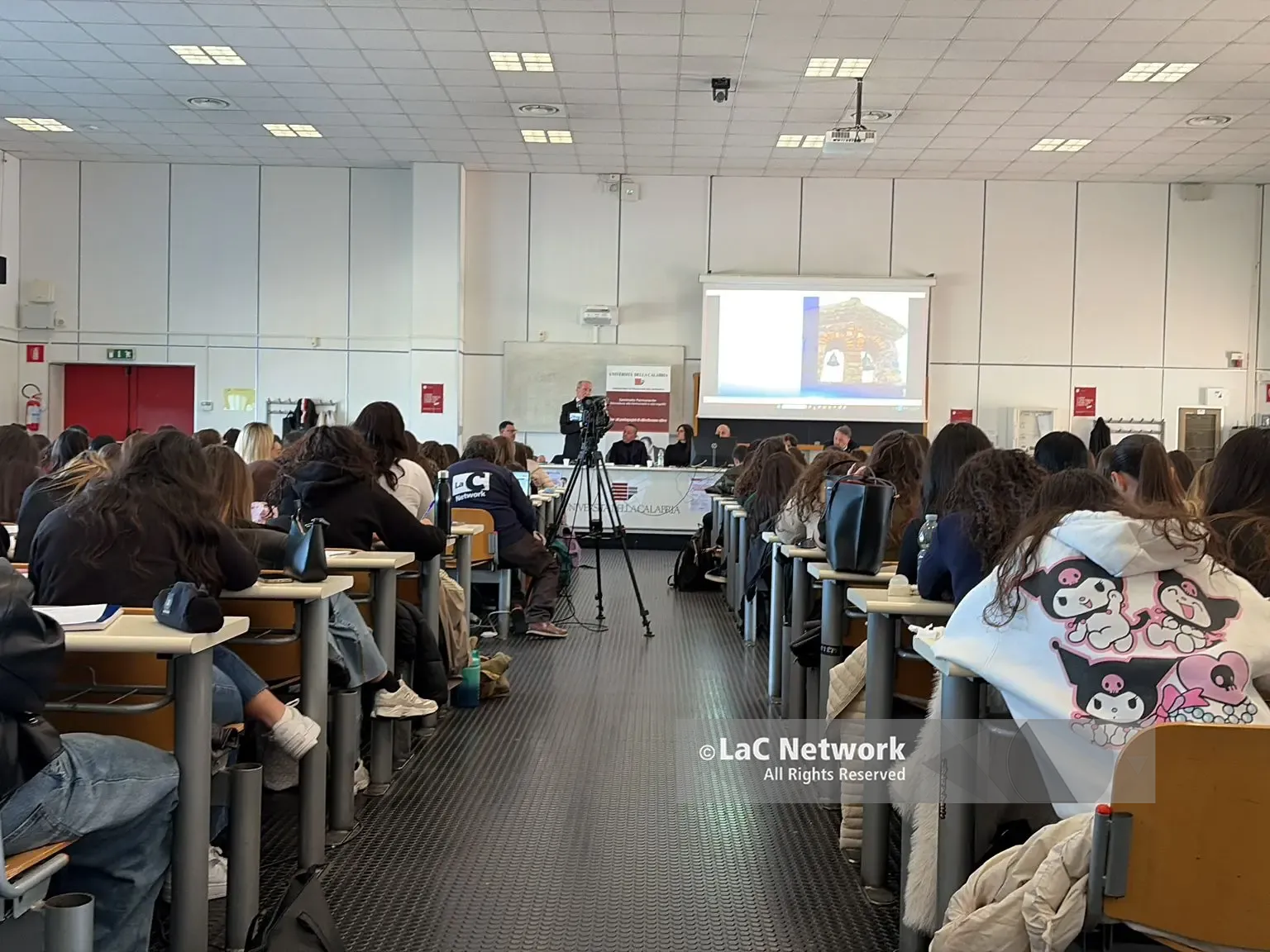 LaC in cattedra all’Unical con Pedagogia dell’Antimafia, l’editore Maduli agli studenti: «Siete già il presente della Calabria»
