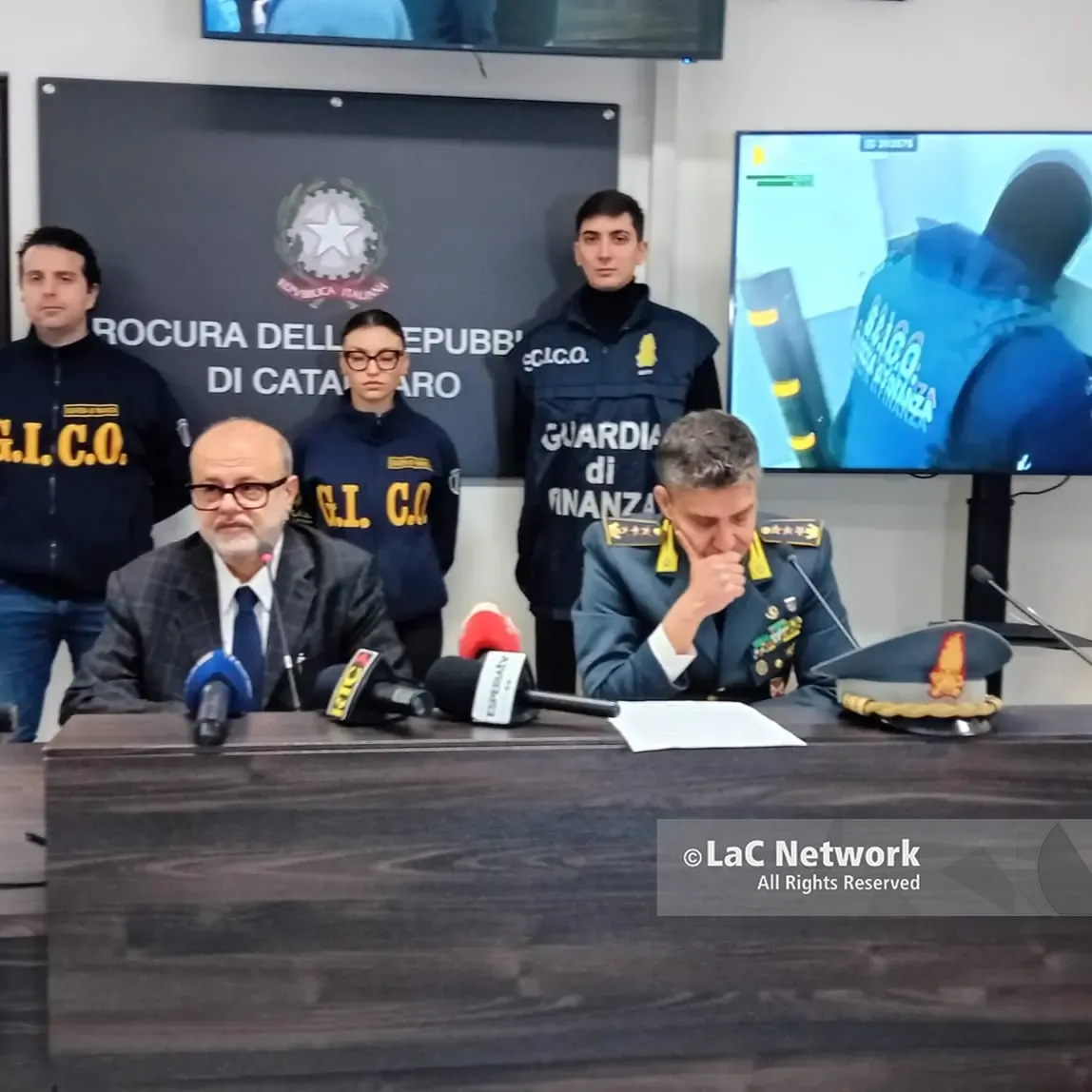 Narcotraffico gestito dal\u00A0clan Maiolo, Curcio: «Giro d’affari da 10 milioni, cosche più evolute\u00A0grazie alle nuove tecnologie»\n