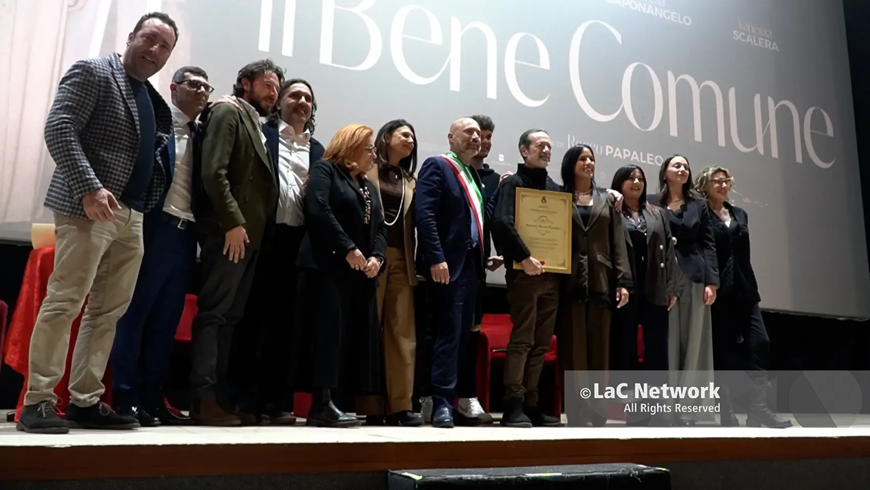 Rocco Papaleo è cittadino onorario di Diamante: con\u00A0“Il bene comune” ha inventato la «Basicalabria»\n