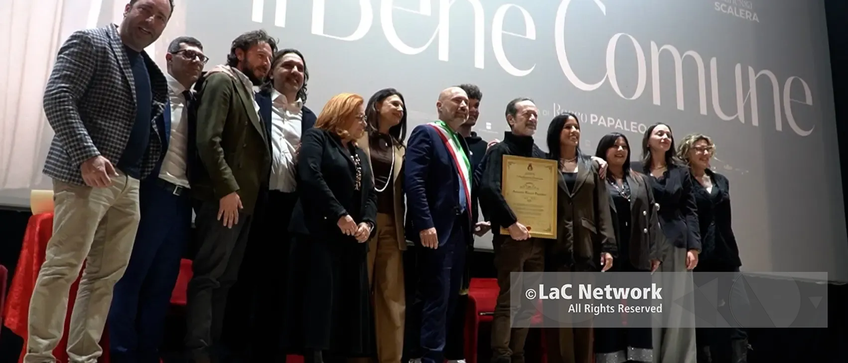 Rocco Papaleo è cittadino onorario di Diamante: con\u00A0“Il bene comune” ha inventato la «Basicalabria»\n