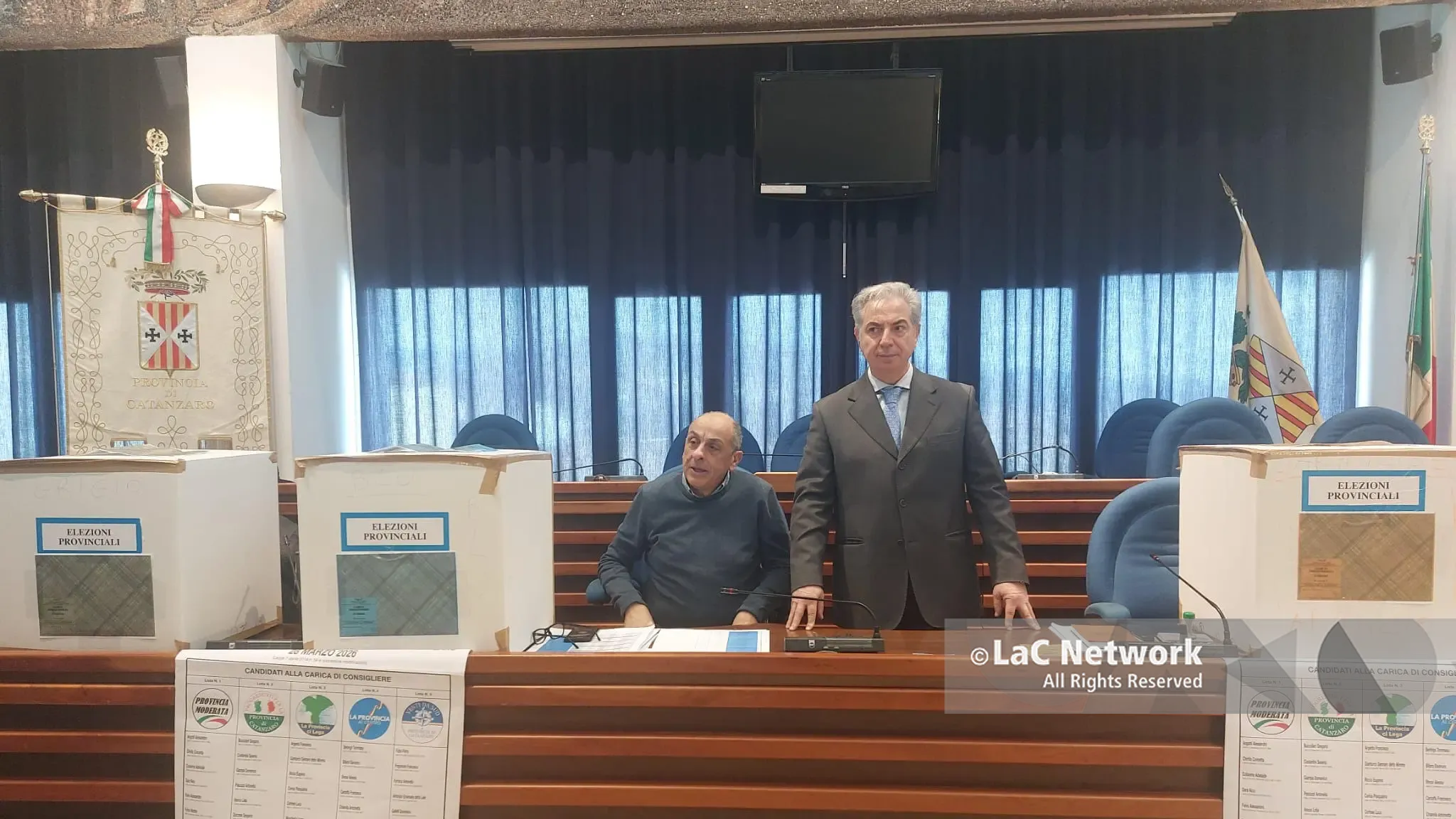 Provinciali, il giorno del voto per sindaci e amministratori: partita silenziosa che pesa sul futuro politico del capoluogo\n