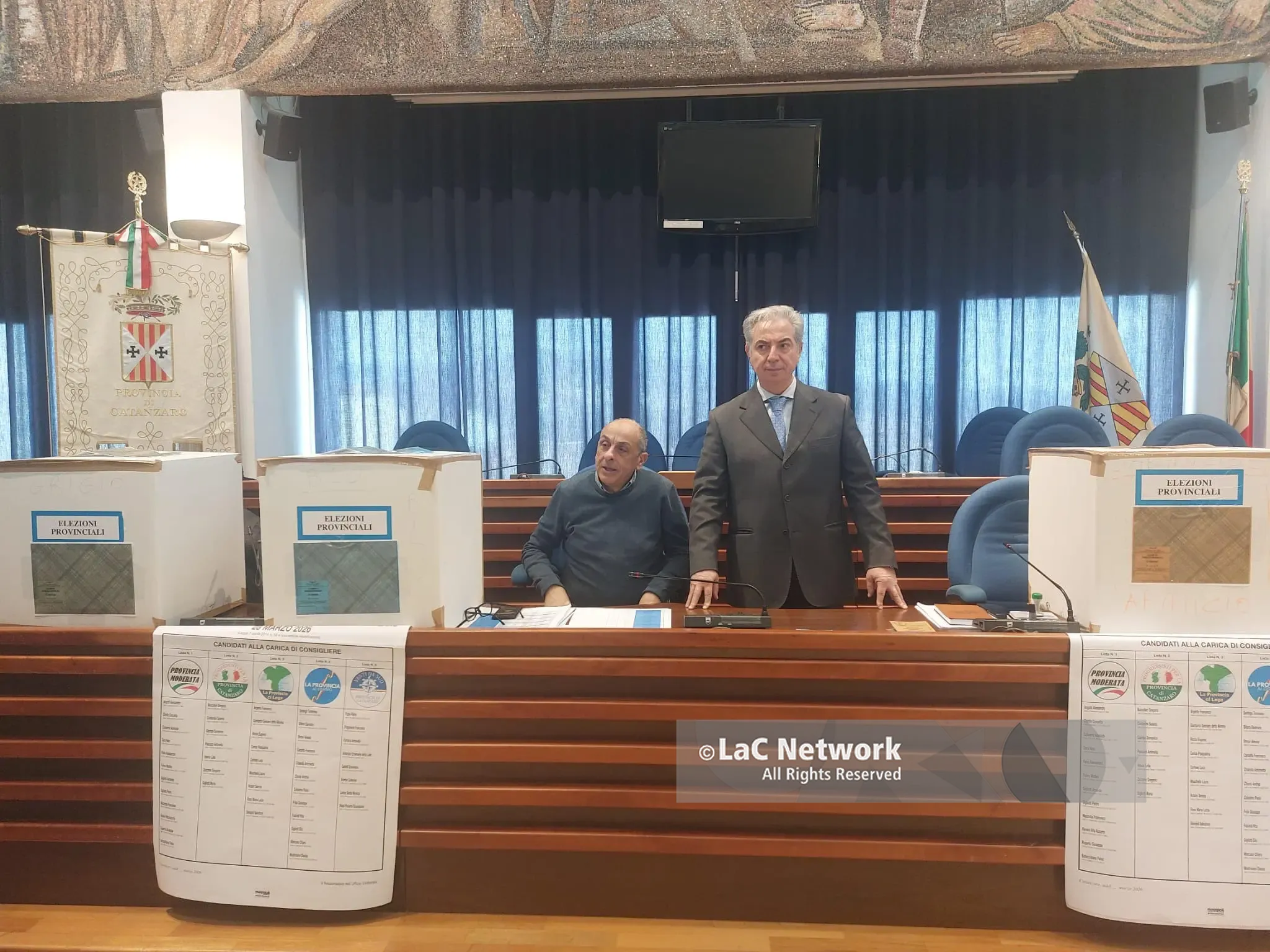 Provinciali, il giorno del voto per sindaci e amministratori: partita silenziosa che pesa sul futuro politico del capoluogo