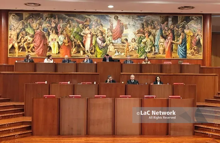 Il centrodestra non arretra, ai nuovi sottosegretari 14mila euro al mese e una superstruttura: ecco quanto costerà\n